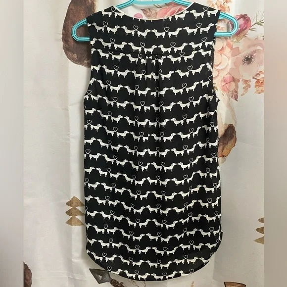 Small ModCloth top​​​​​​​​ - Picture 5 of 7